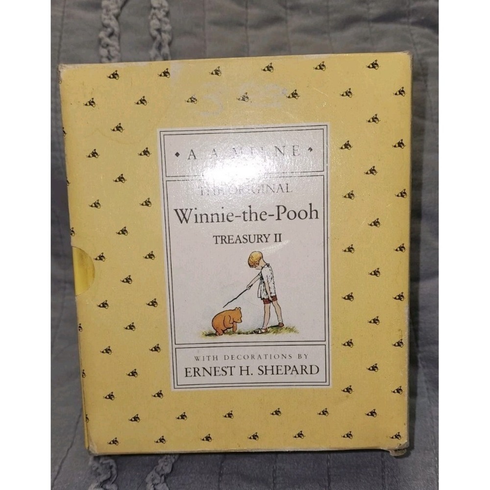 The Original Winnie Pooh Treasury Books Lot of 8 Box Set Children's A.A. Milne